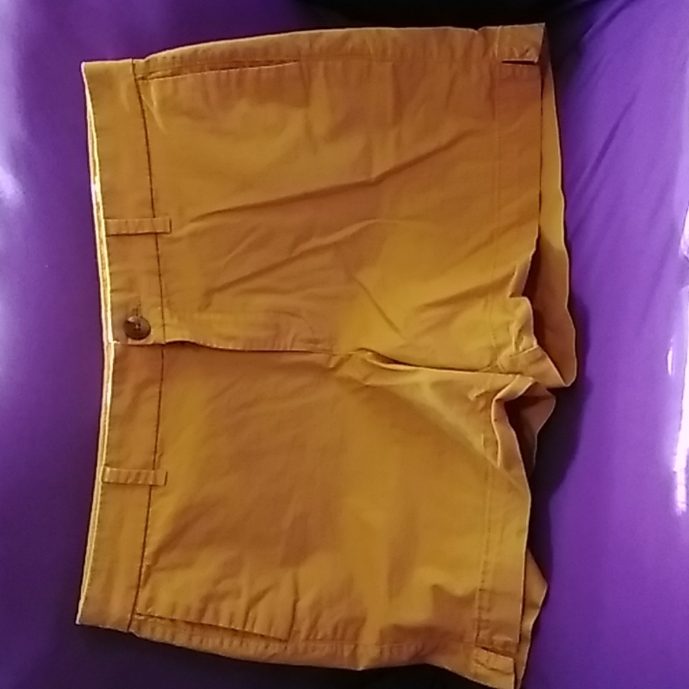 Old Navy Everyday Shorts. Yellow. Size 12.